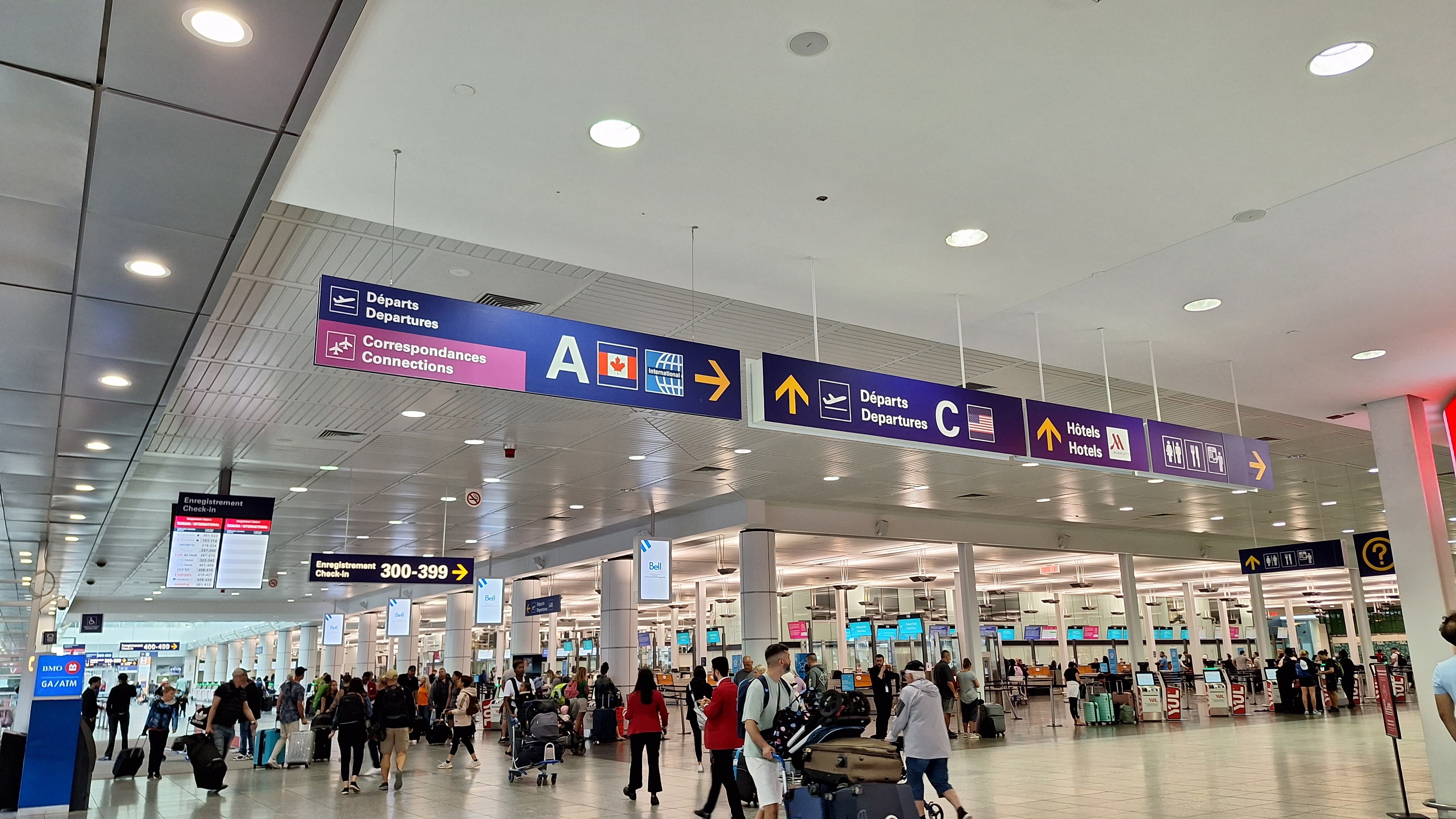 Montréal–Trudeau International Airport aerial